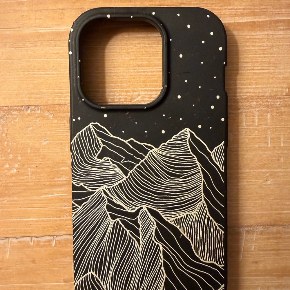 iPhone 15 Pro Pela Case